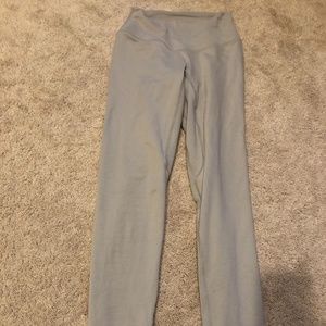 NWOT Balance Athletica Sea Salt Select Legging Size Med